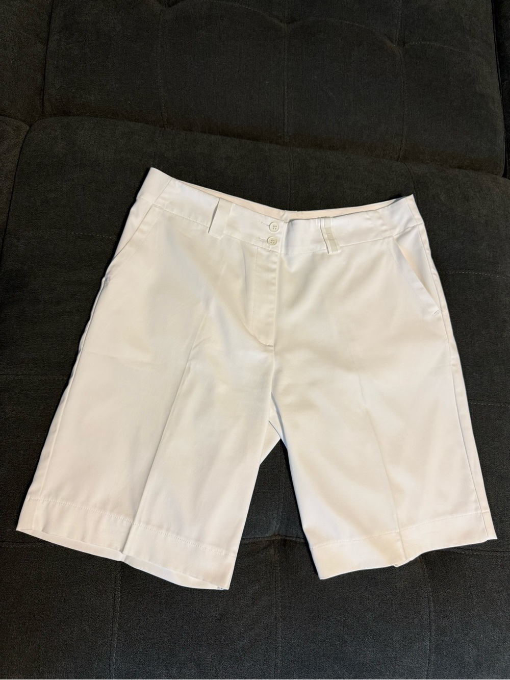 Nike Golf Fit-Dry Shorts Size 12 White Bermuda Style
